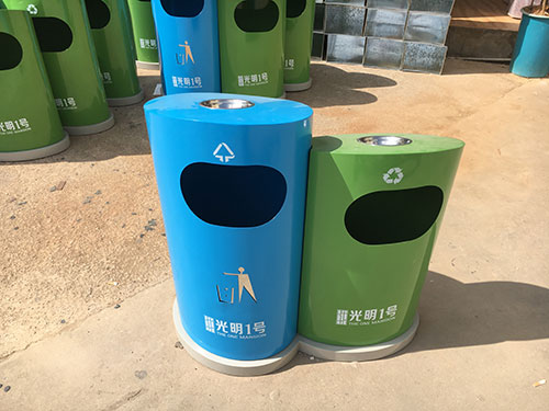 欣方圳分類(lèi)環(huán)保垃圾桶 與廣東河源共筑美好家園